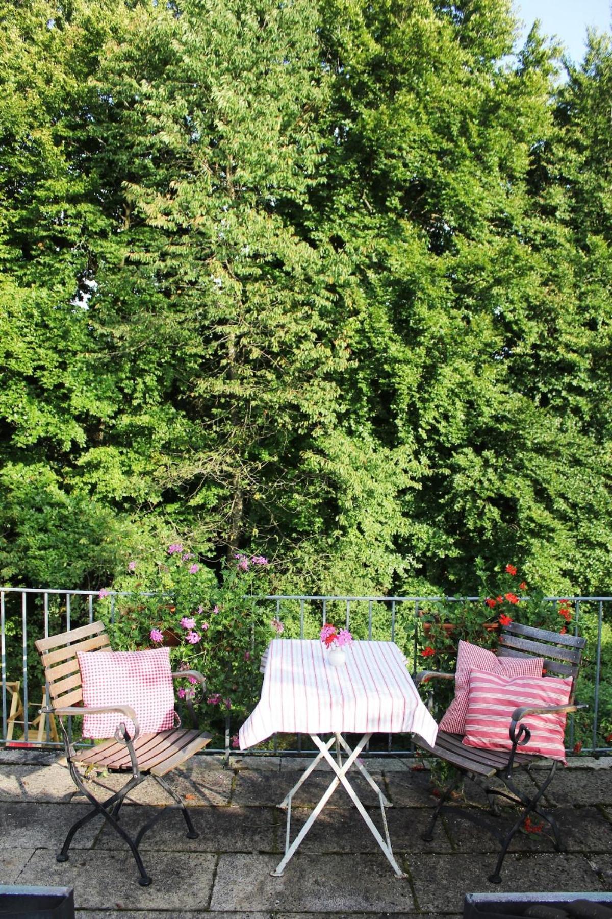 Grosse Wohnung Mit Dachterrasse In Starnberg Exterior photo