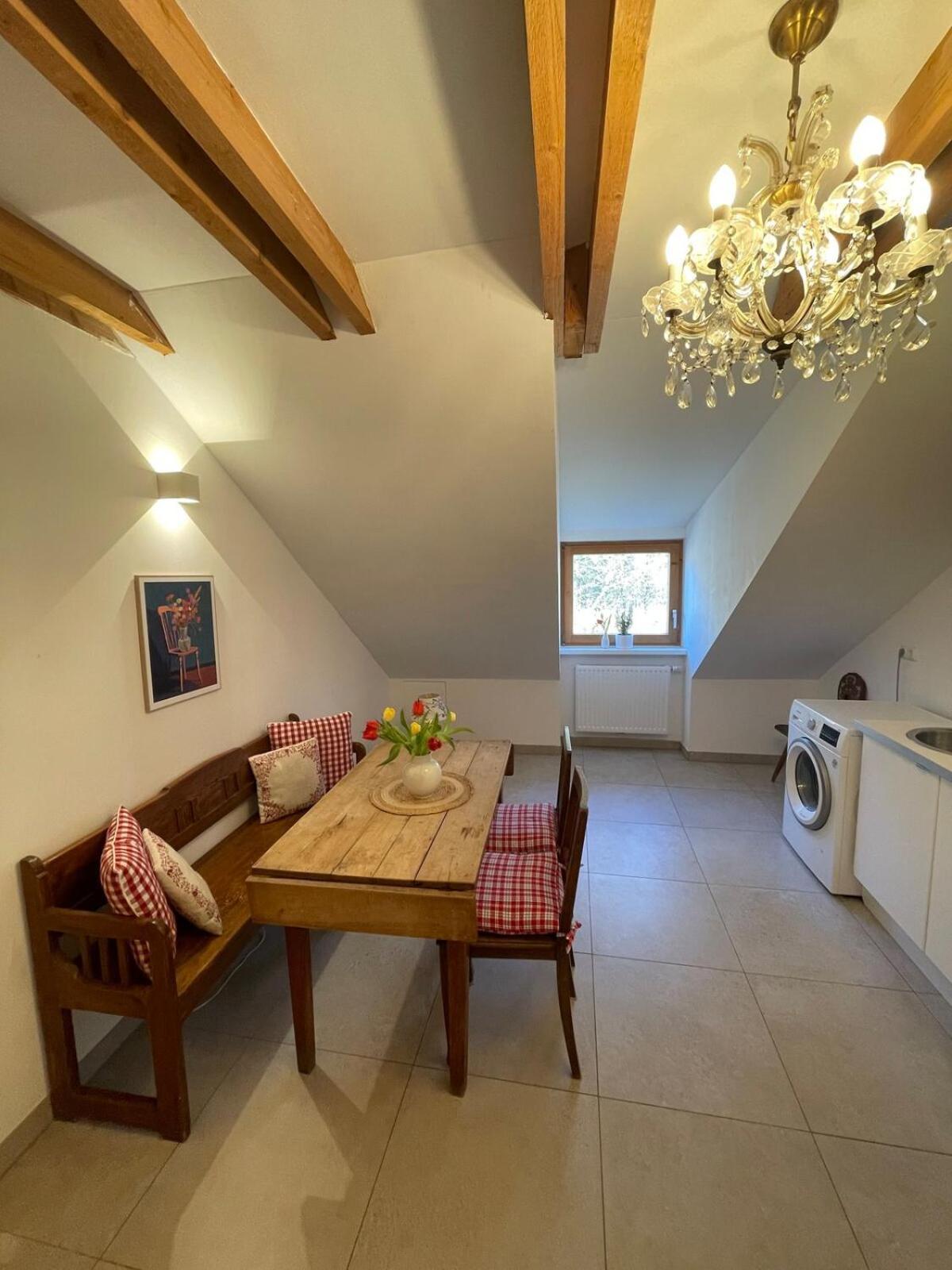 Grosse Wohnung Mit Dachterrasse In Starnberg Exterior photo
